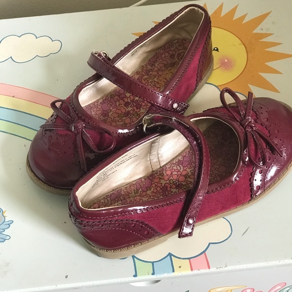 Rare Vintage Oshkosh Genuine Kids Bow Shoes